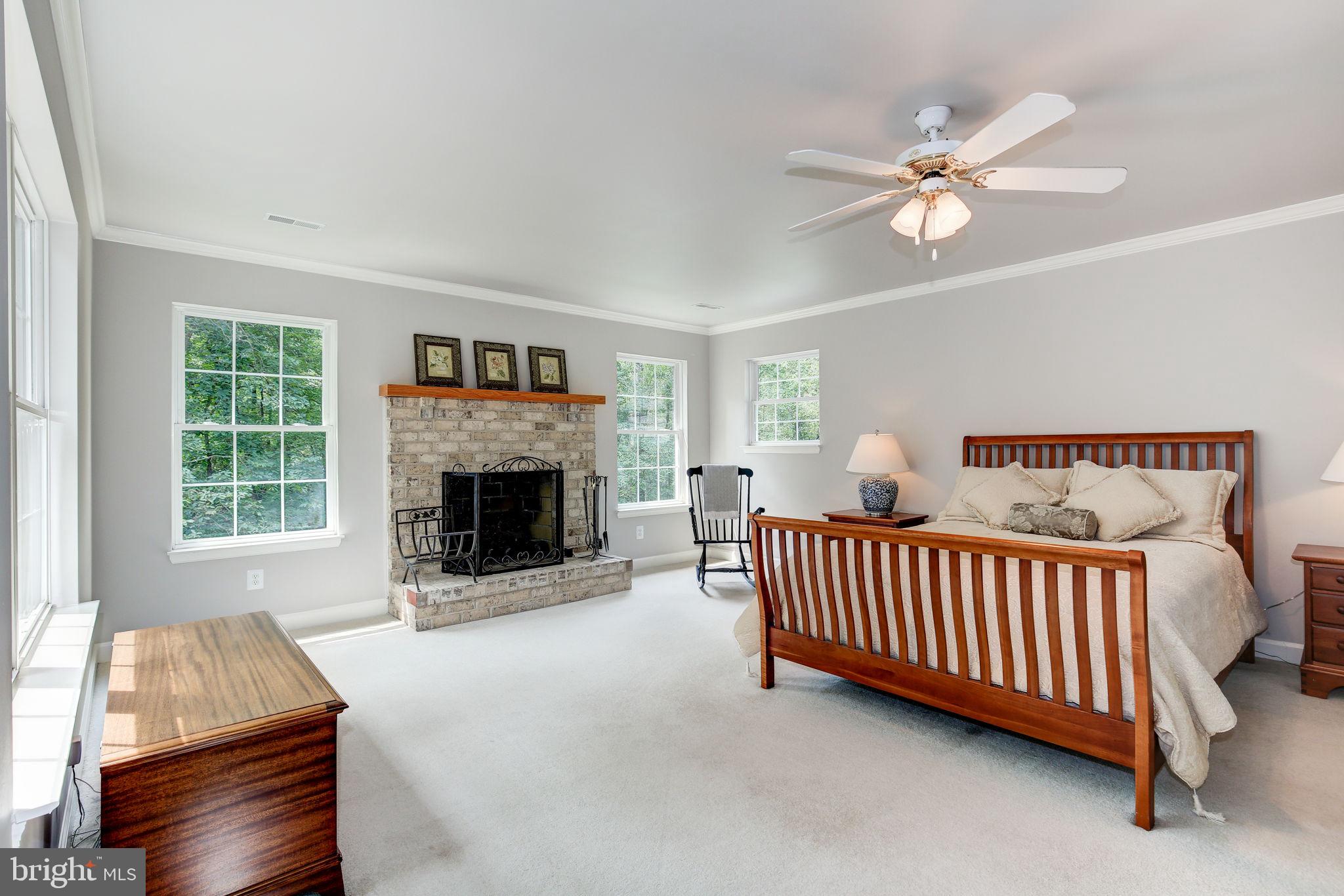 THE WARFIELDS - Residential