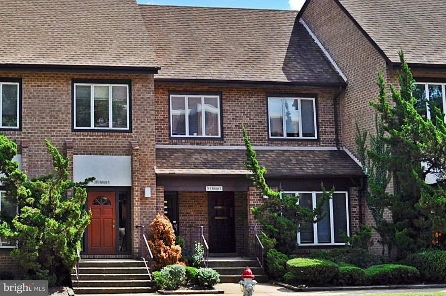 Priced $128,600 below tax assessment.  Prime, townhouse office building in the heart of Falls Church City. Under 1 mile to East Falls Church Metro. Approx. 3,052 sq. ft. on 3 levels - each with private entrance. High visibility commercial location with frontage on Washington St. (Route 29). Zoned B-1. Generous parking (77 spaces). Rare opportunity to purchase a prime fee simple property.