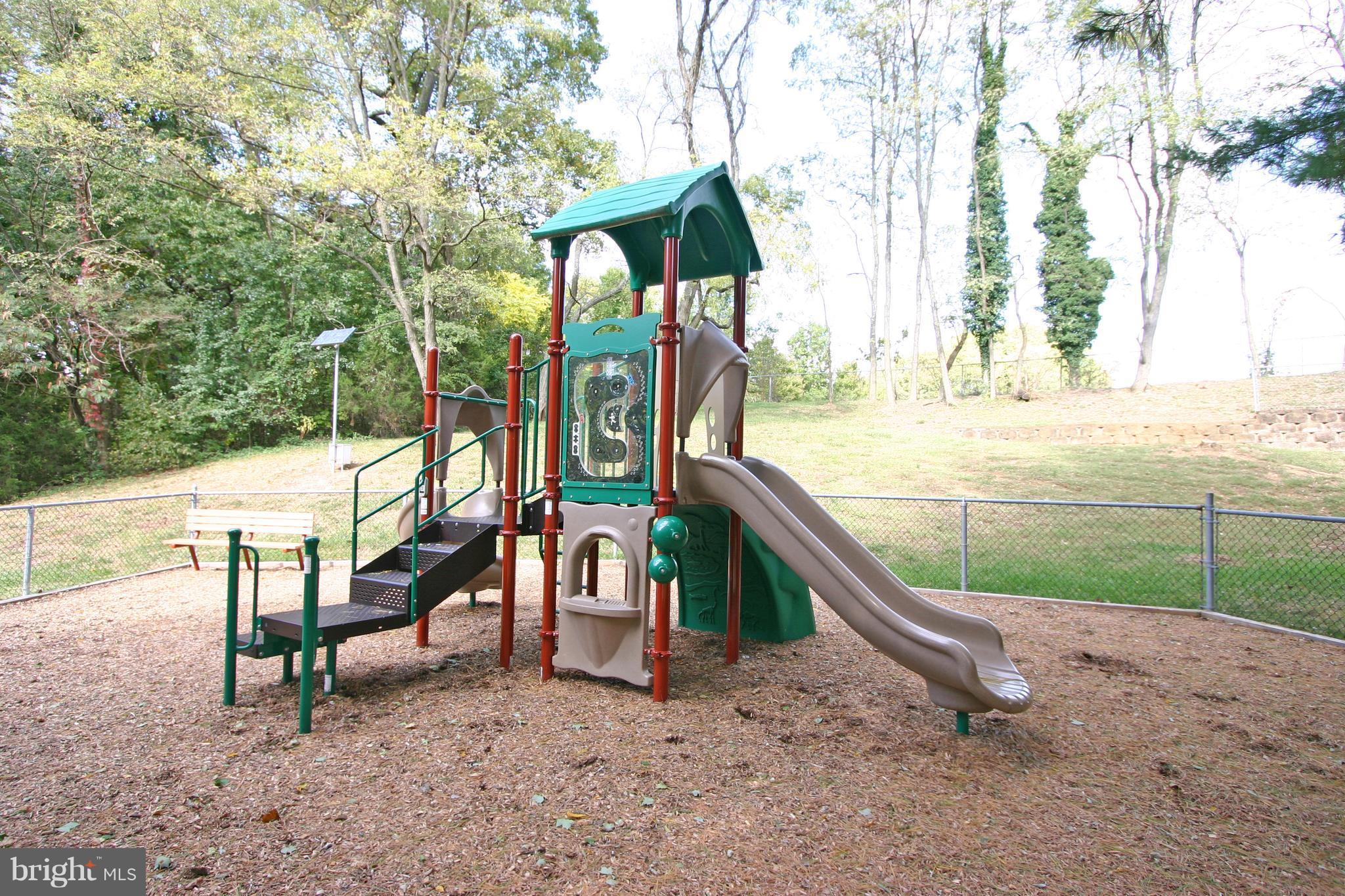 HUNTLEY MEADOWS - Residential