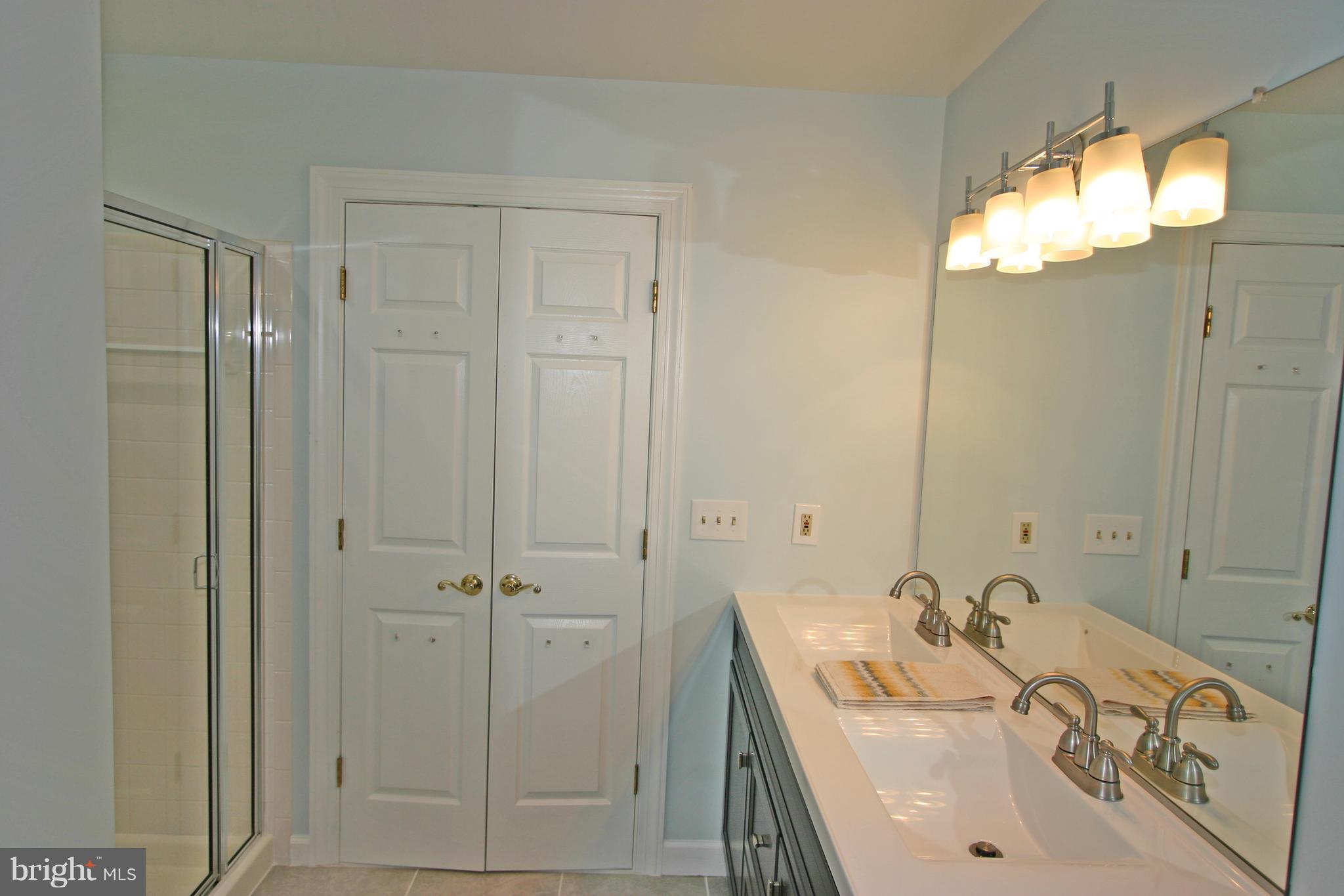 HUNTLEY MEADOWS - Residential