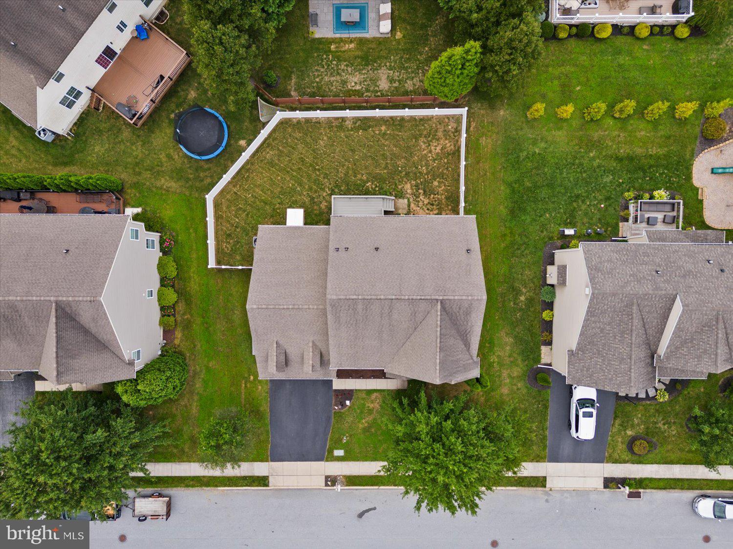 KINGS GRANT - Residential