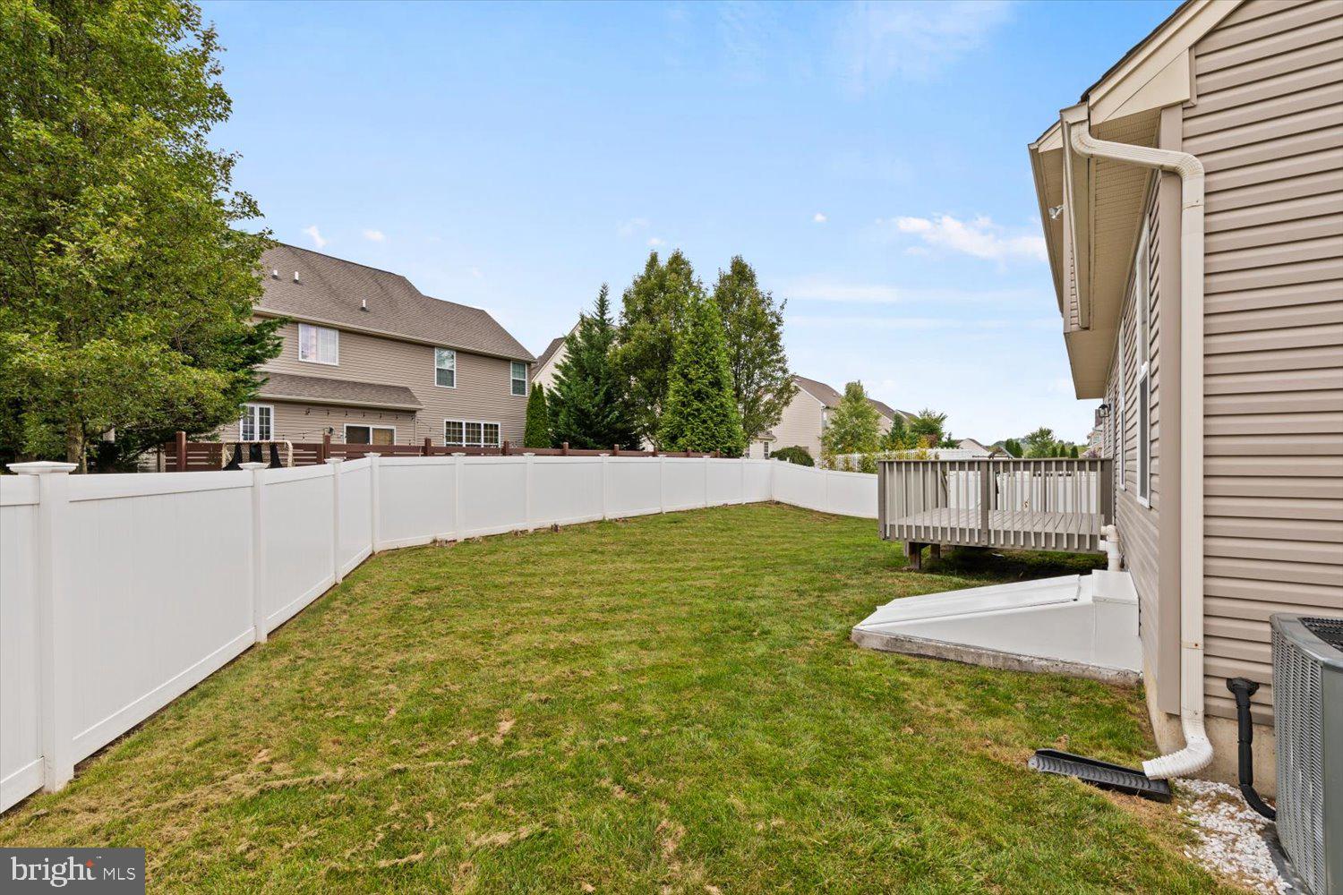 KINGS GRANT - Residential