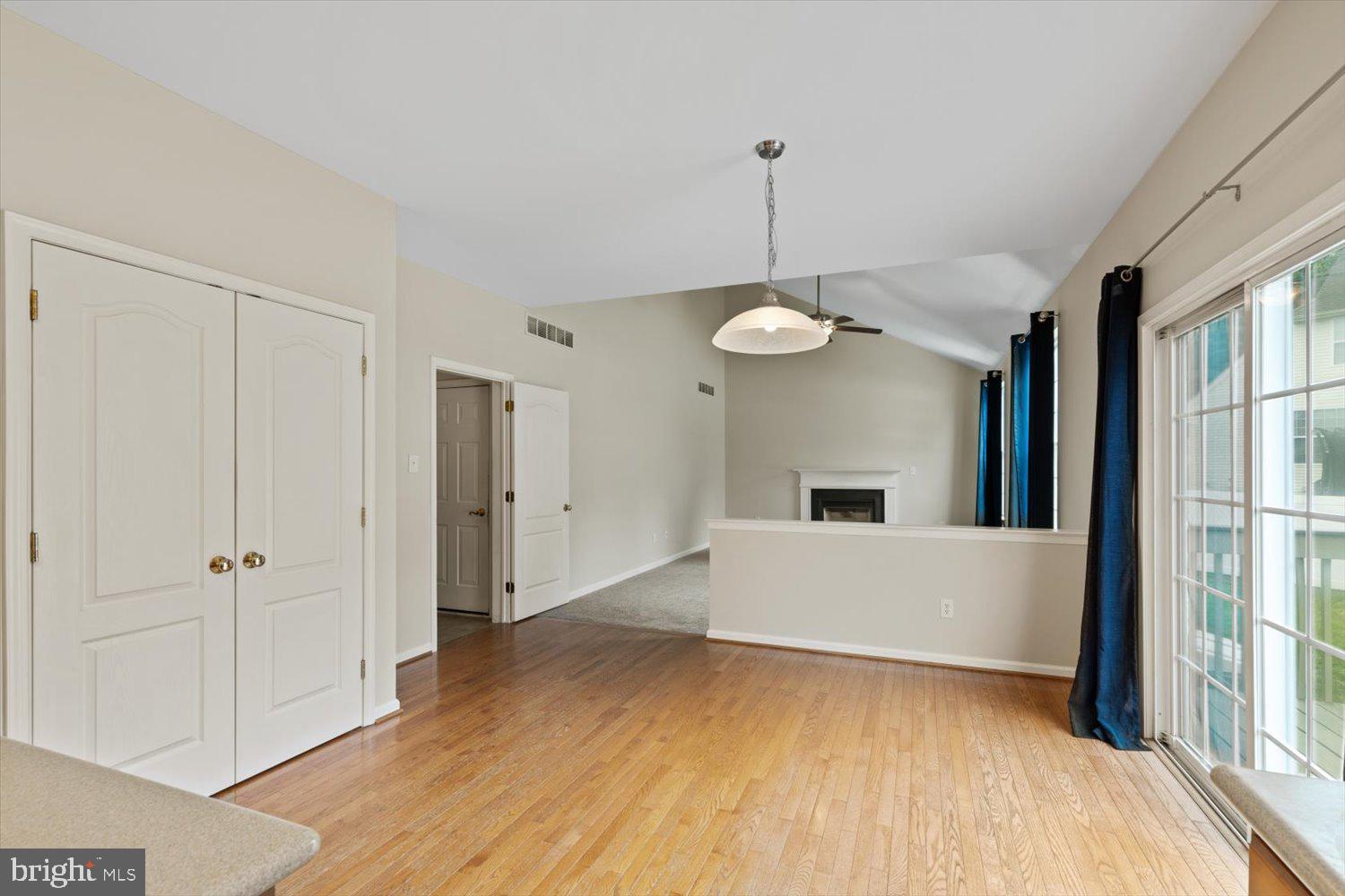 KINGS GRANT - Residential