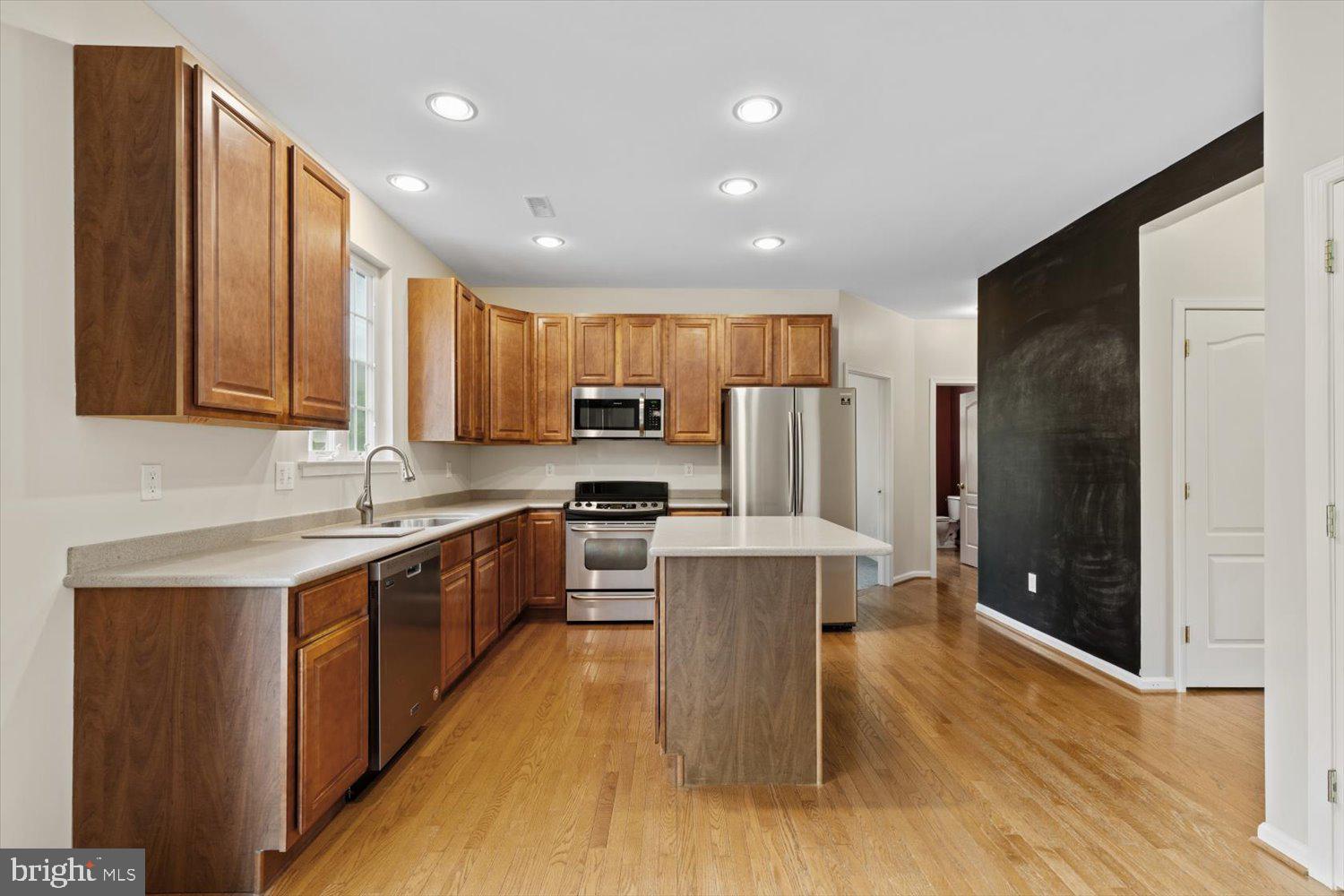 KINGS GRANT - Residential