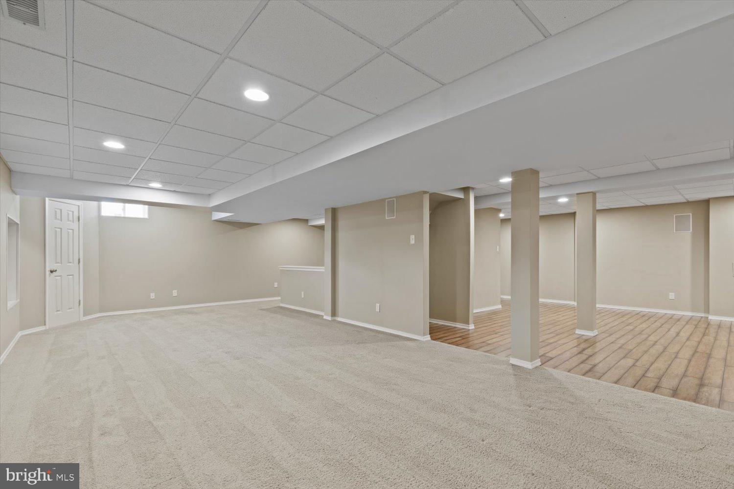 KINGS GRANT - Residential