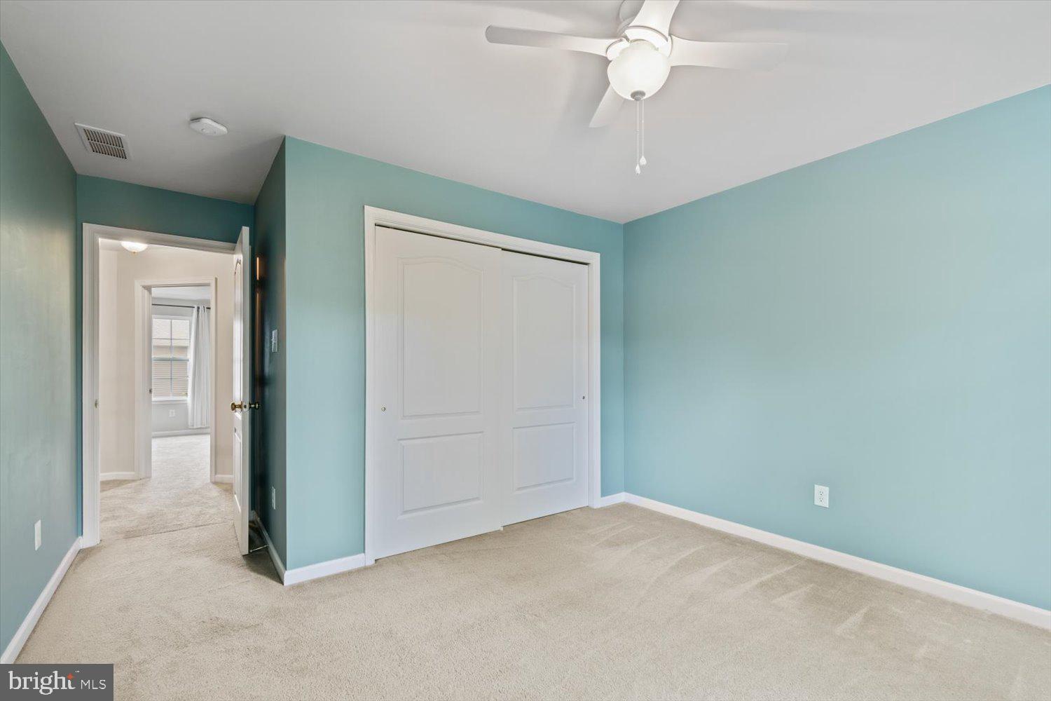 KINGS GRANT - Residential