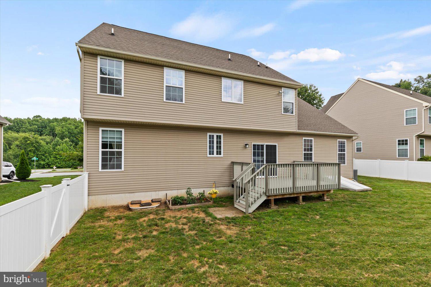 KINGS GRANT - Residential