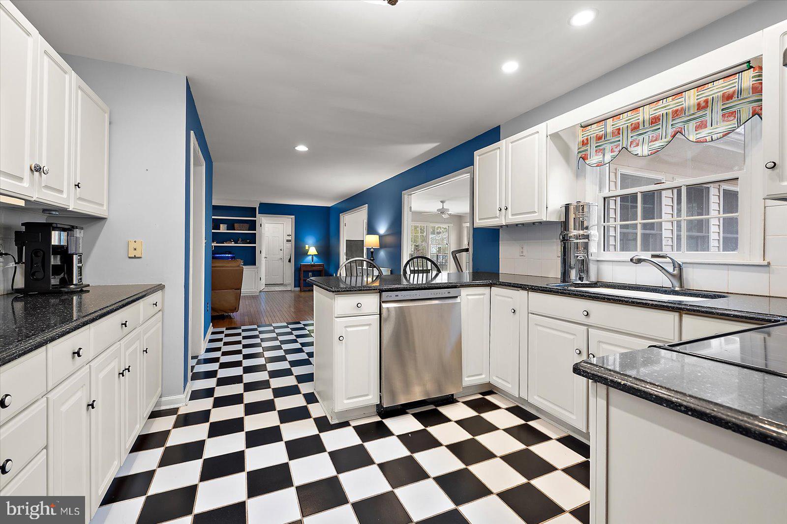 NUTTERS CROSSING - Residential