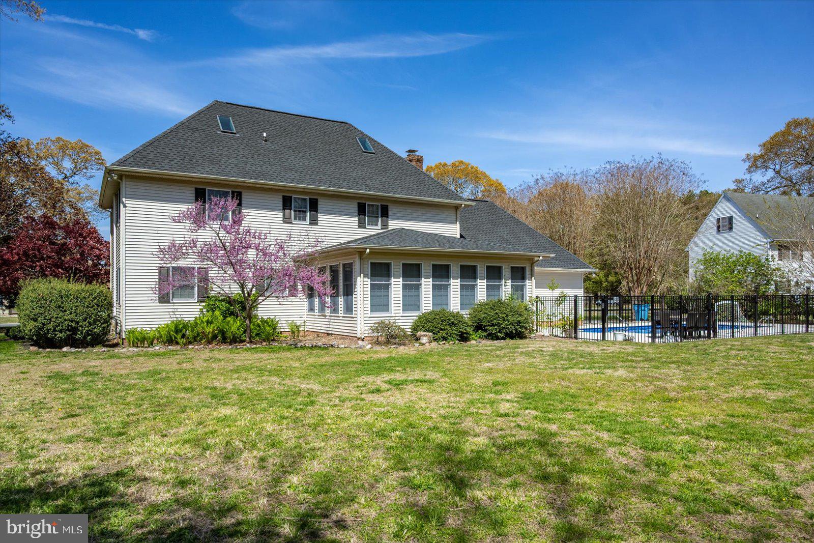 NUTTERS CROSSING - Residential