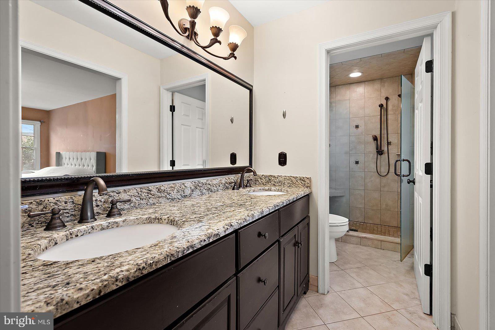 NUTTERS CROSSING - Residential