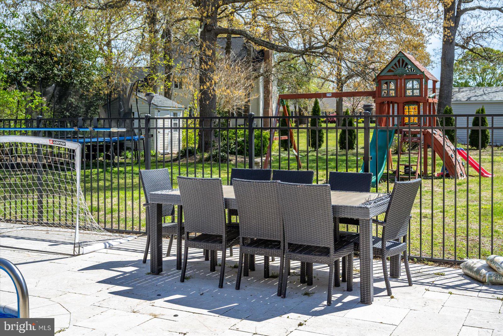 NUTTERS CROSSING - Residential