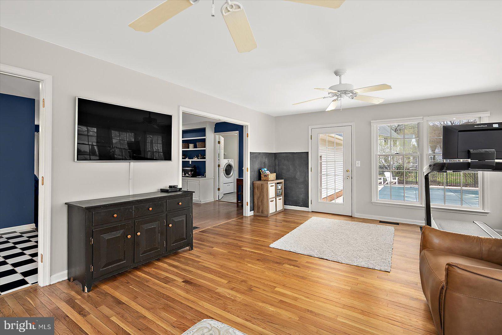 NUTTERS CROSSING - Residential