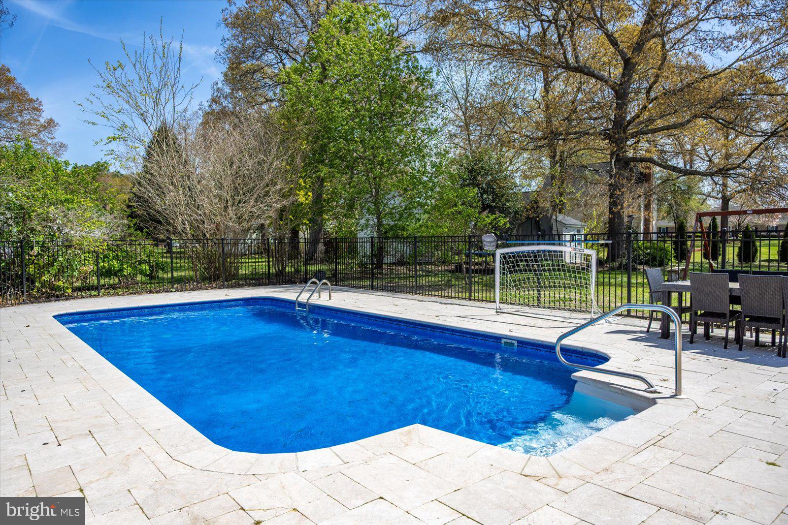 NUTTERS CROSSING - Residential