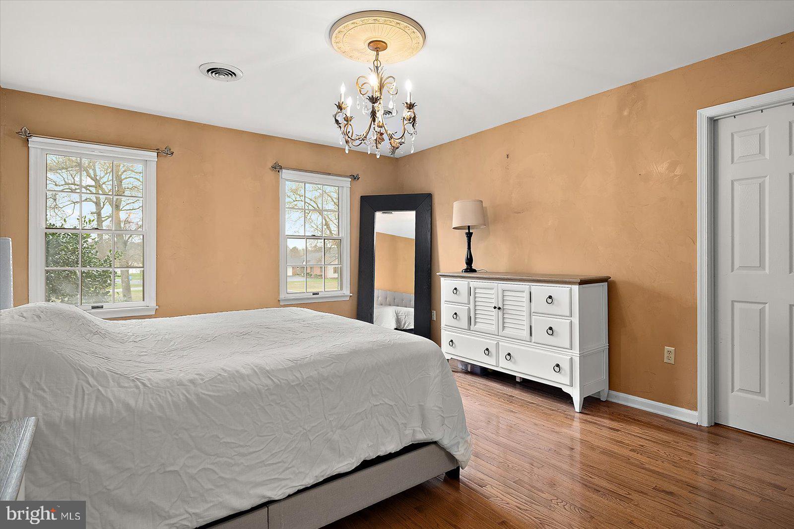 NUTTERS CROSSING - Residential