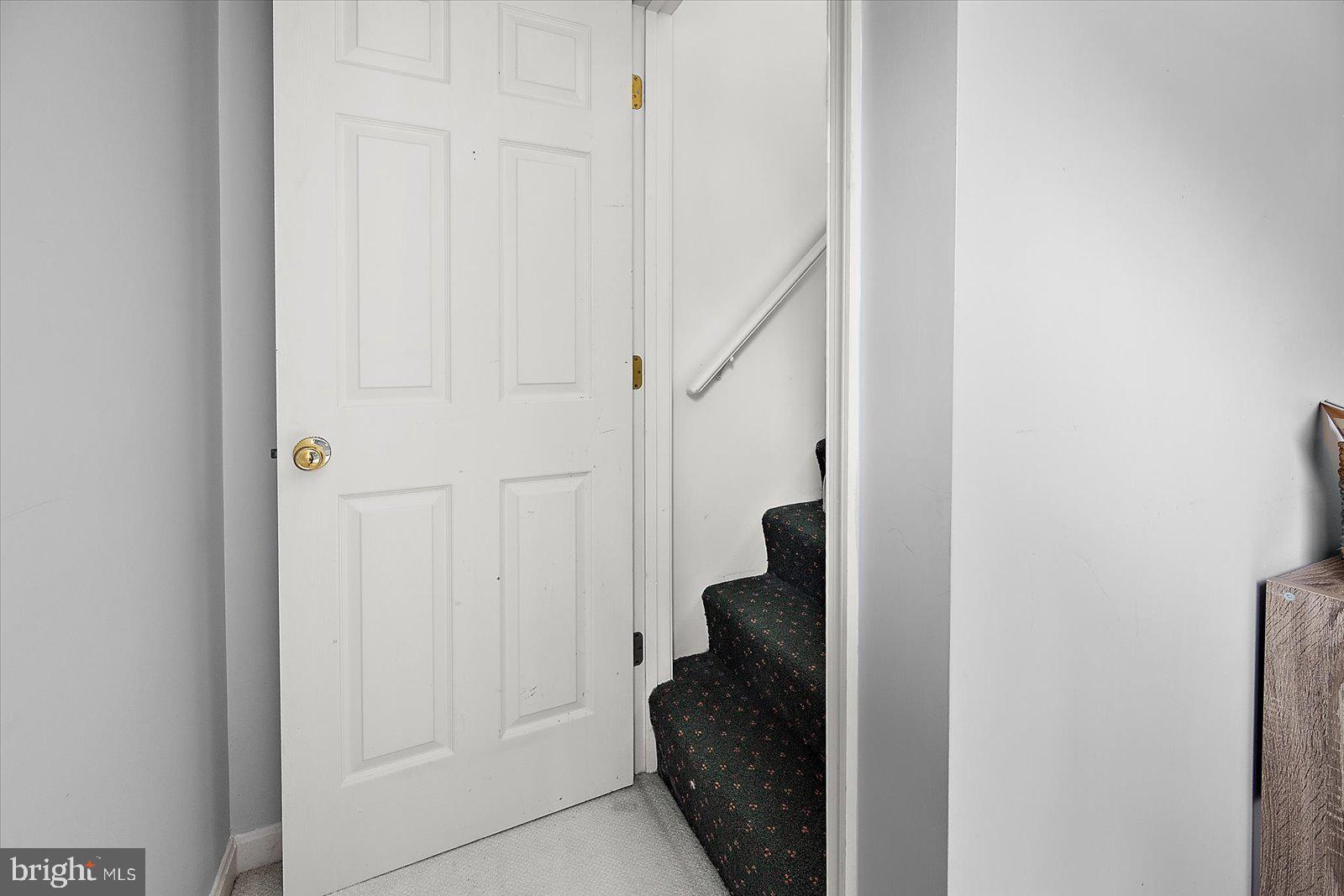 NUTTERS CROSSING - Residential