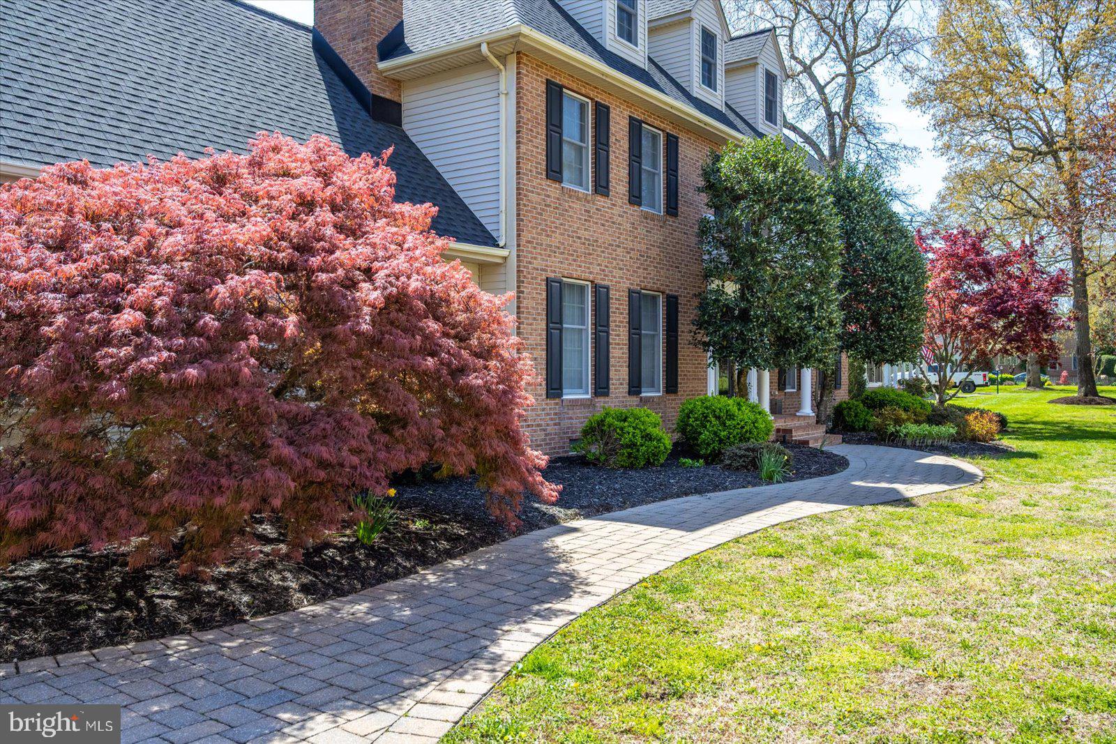 NUTTERS CROSSING - Residential