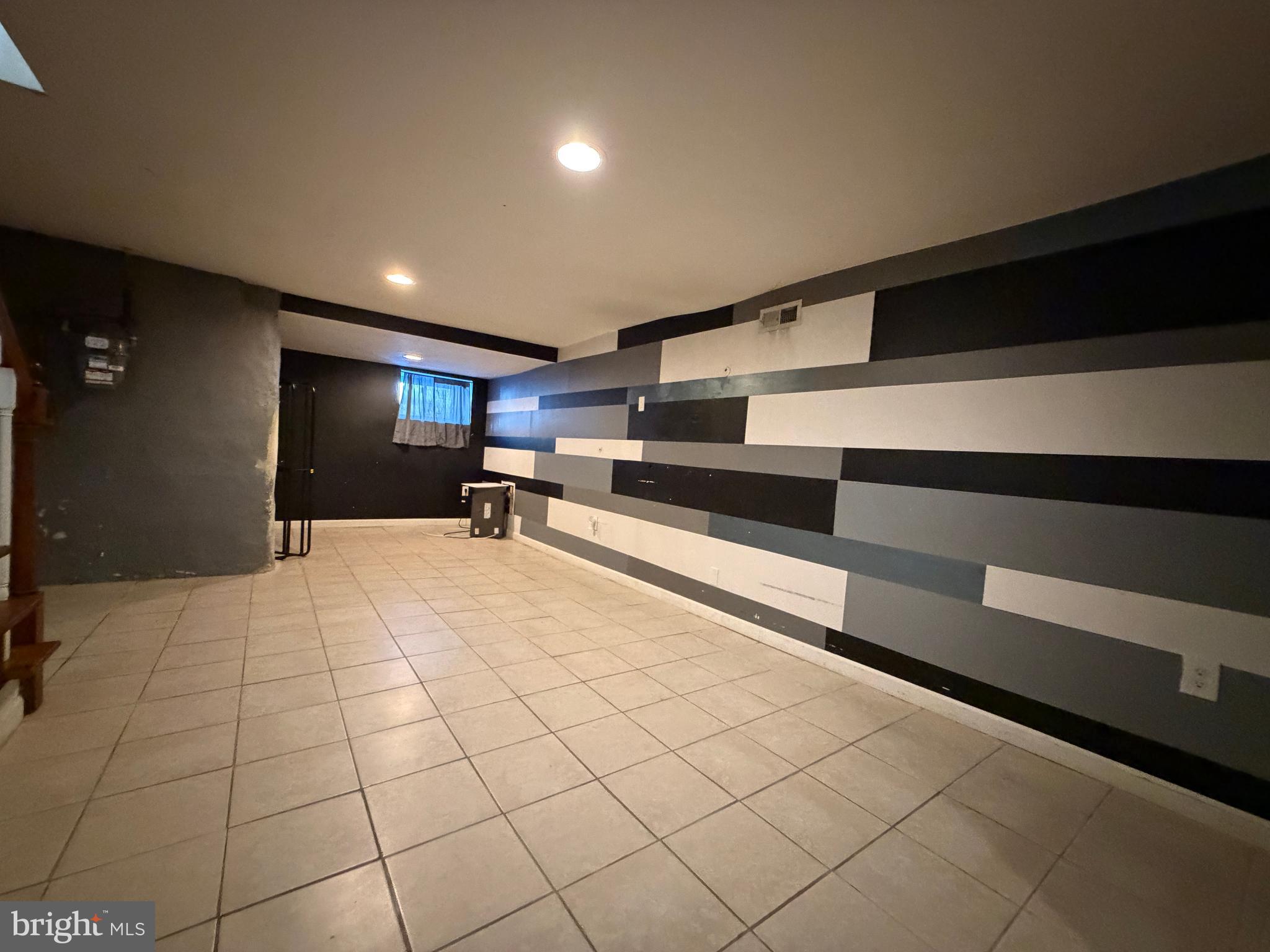 GERMANTOWN (EAST) - Residential