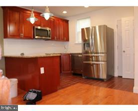 GERMANTOWN (EAST) - Residential