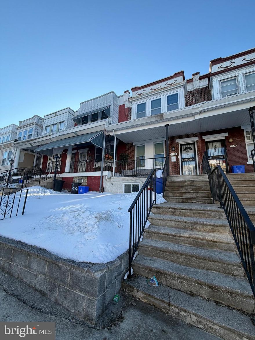 totally renovated  a few years ago.1 block to la salle U,3 bed 1.5 bath,finished basement,central heating and air,wood flooring,all newer appliances.first fl: open floor plan,newer kitchen with granite counter top and breastbar,s s frige,dishwasher;half bath ,dining room,front porch,rear yard;2 nd fl: 3 bedrooms,1 full bath;basement: finished with washer and dryer, a lot of space. great house for first home buyer or investors.