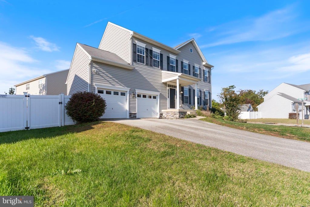 Photo of 20953 Branchwood Court, LEXINGTON PARK, MD 20653 (MLS # MDSM2034350)