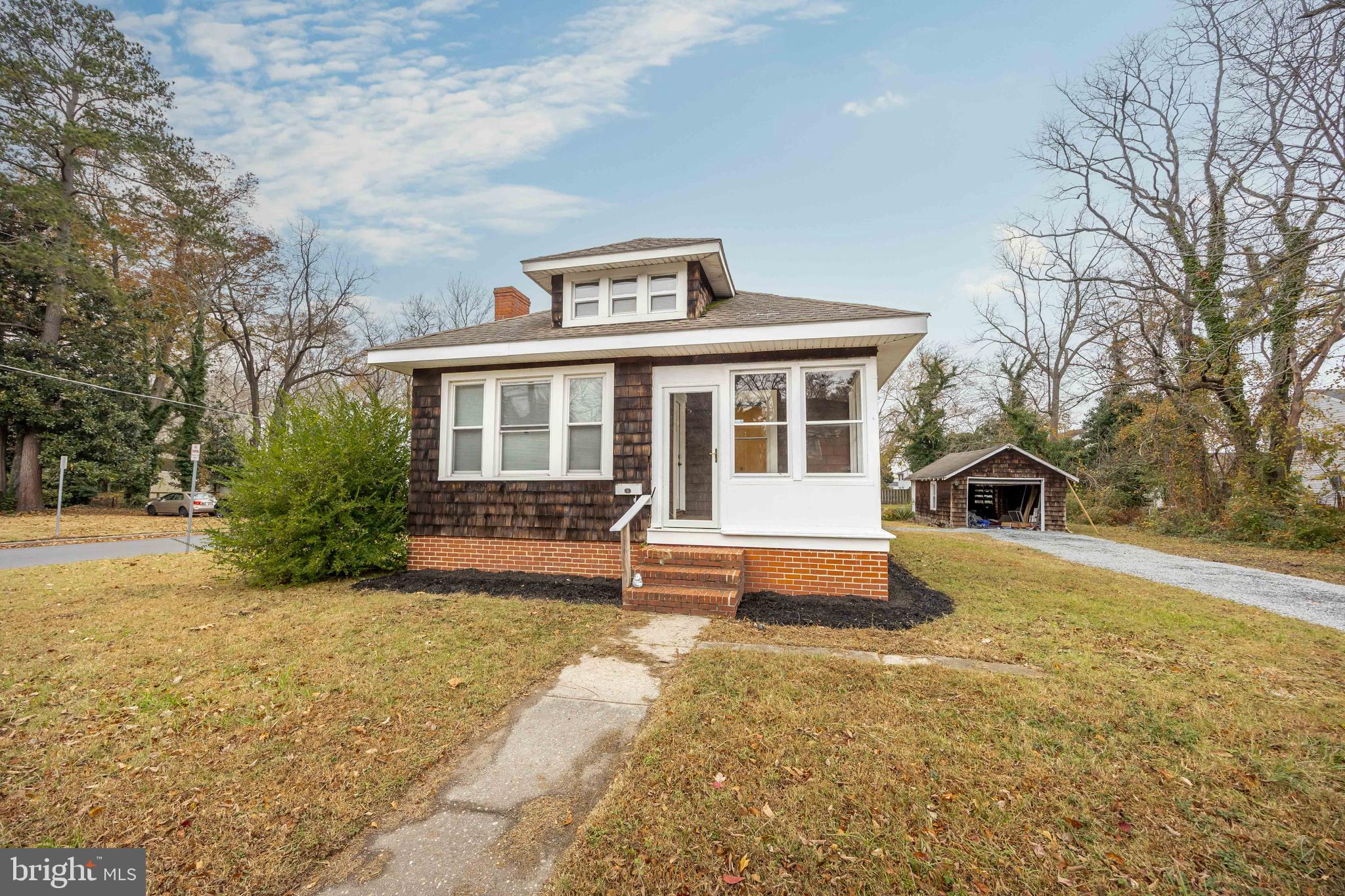 217 PINEHURST AVENUE