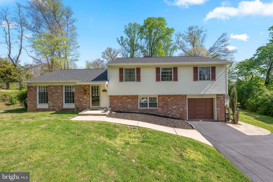 Welcome to this updated 5-bedroom, 2.5-bath home in the desirable Grand Oak Run neighborhood, located within the highly sought-after West Chester Area School District. Situated on a spacious 1-acre lot, this property offers the ideal blend of space, privacy, and modern updates.

The home features newly updated bathrooms (hallway bath – 6/2022, powder room – 9/2023, primary bath – 2/2026), creating a true move-in ready experience. Major exterior improvements include new gutters (2023) and a new roof (11/2023), providing long-term value and peace of mind.

With five generously sized bedrooms and a full acre of outdoor space, there’s plenty of room for everyday living, entertaining, or future expansion.

A strong opportunity in a prime location—offering space, updates, and reliability all in one.

Seller is offering a free one year home warranty from Americas Preferred home warranty.