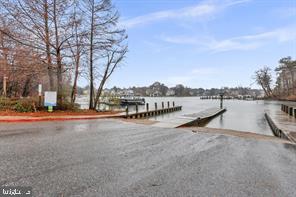 AUGUST WOODS - Residential