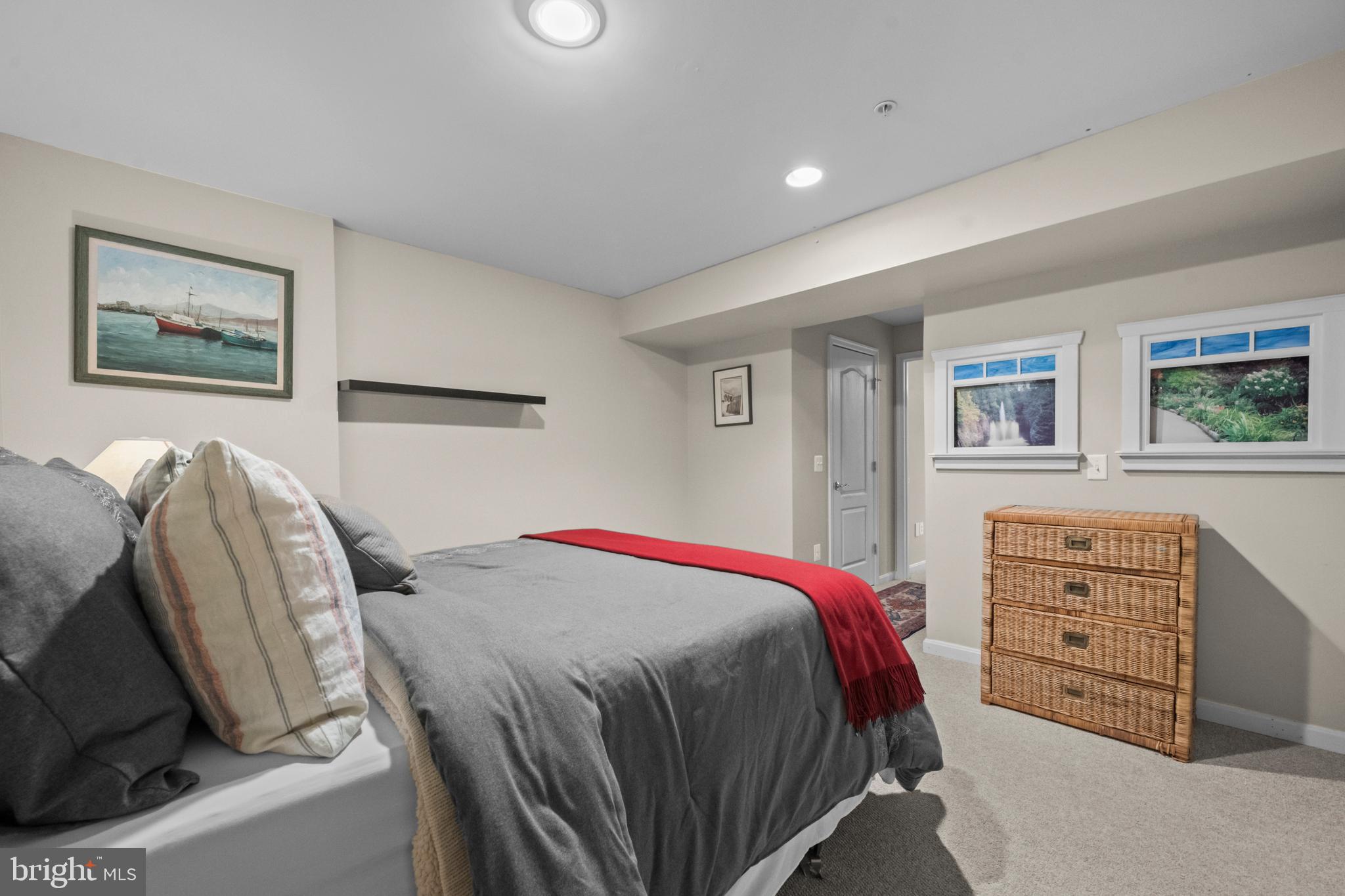 AUGUST WOODS - Residential