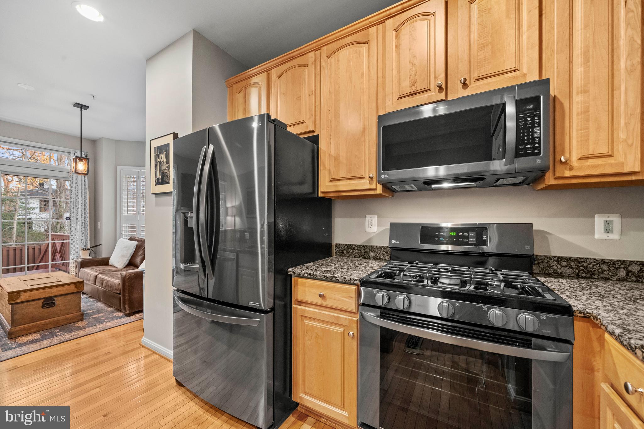 AUGUST WOODS - Residential