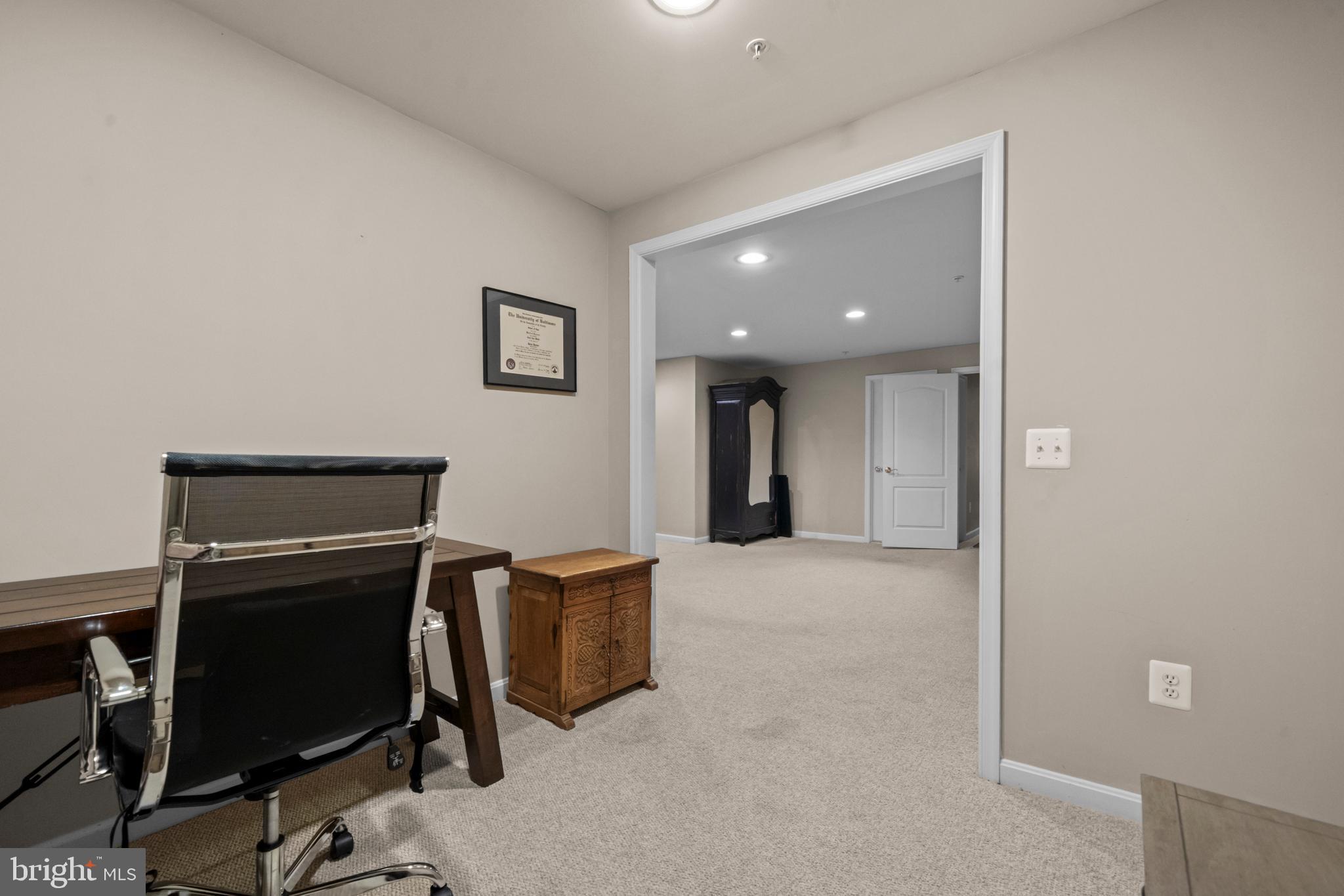 AUGUST WOODS - Residential