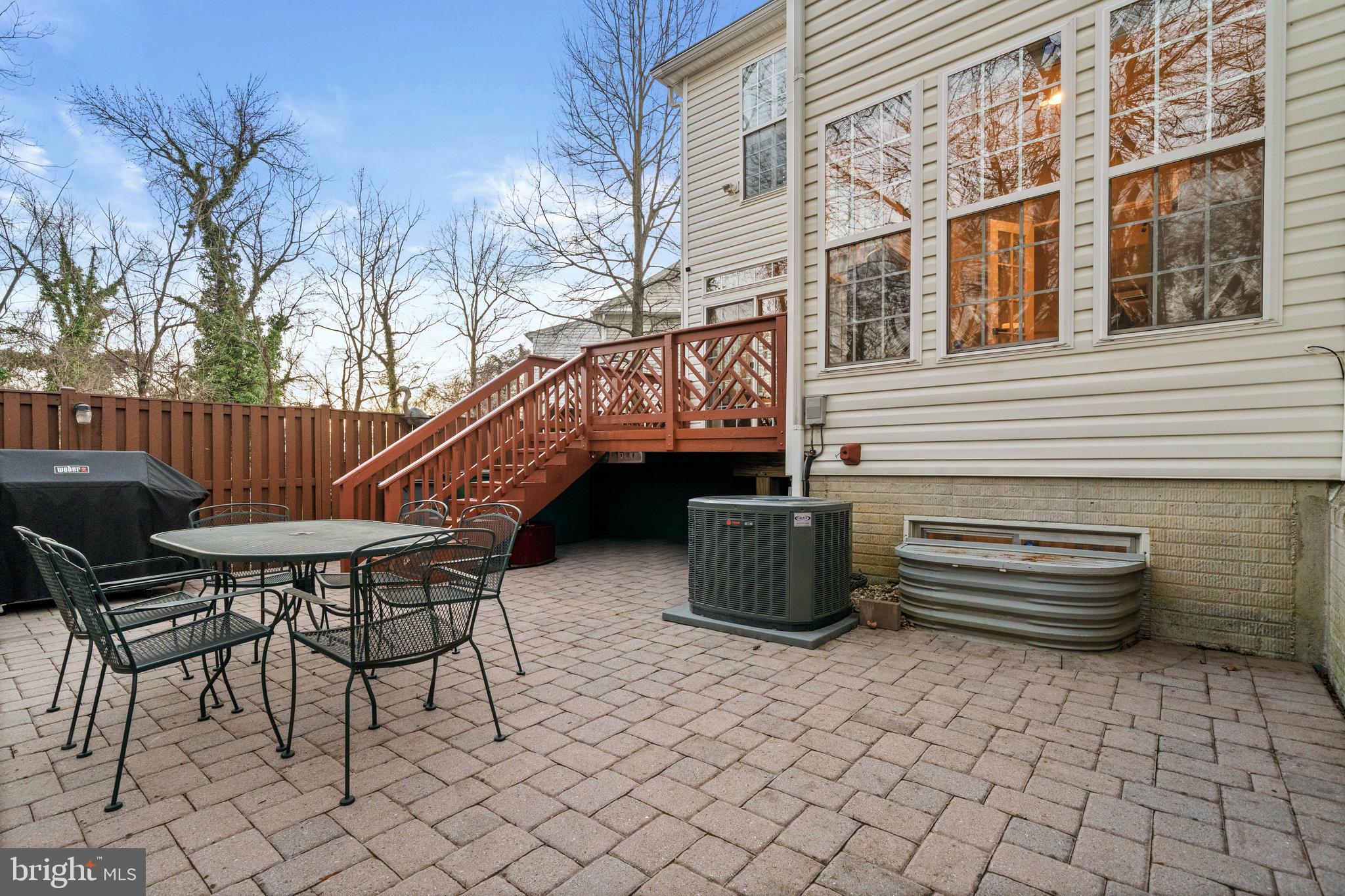 AUGUST WOODS - Residential