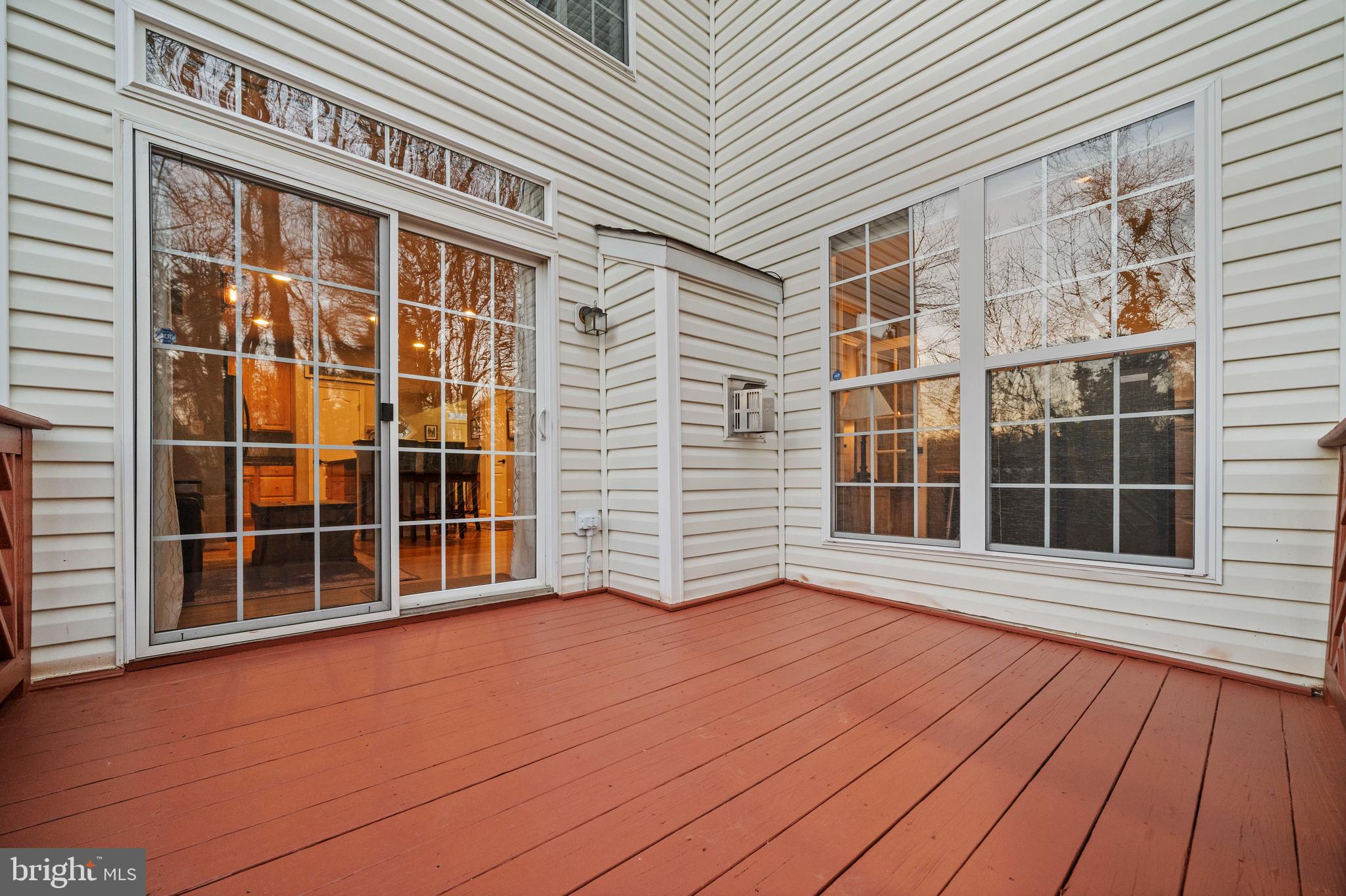 AUGUST WOODS - Residential