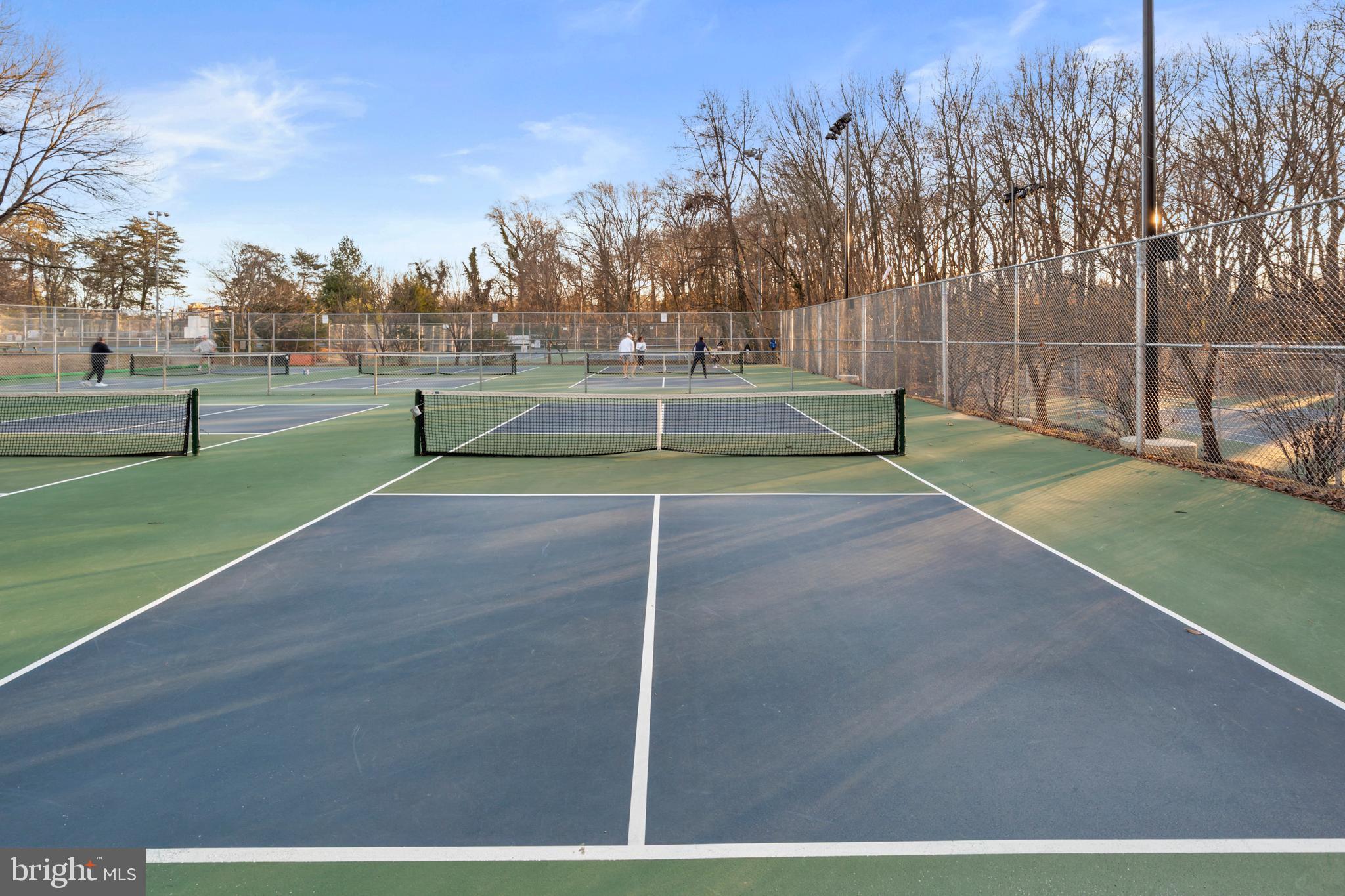 AUGUST WOODS - Residential