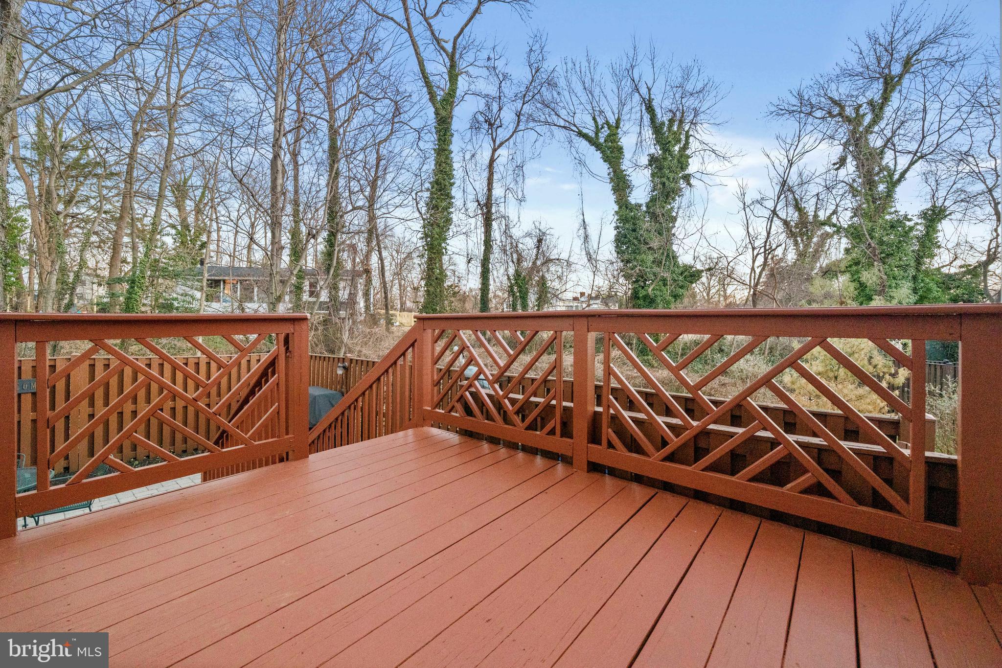 AUGUST WOODS - Residential