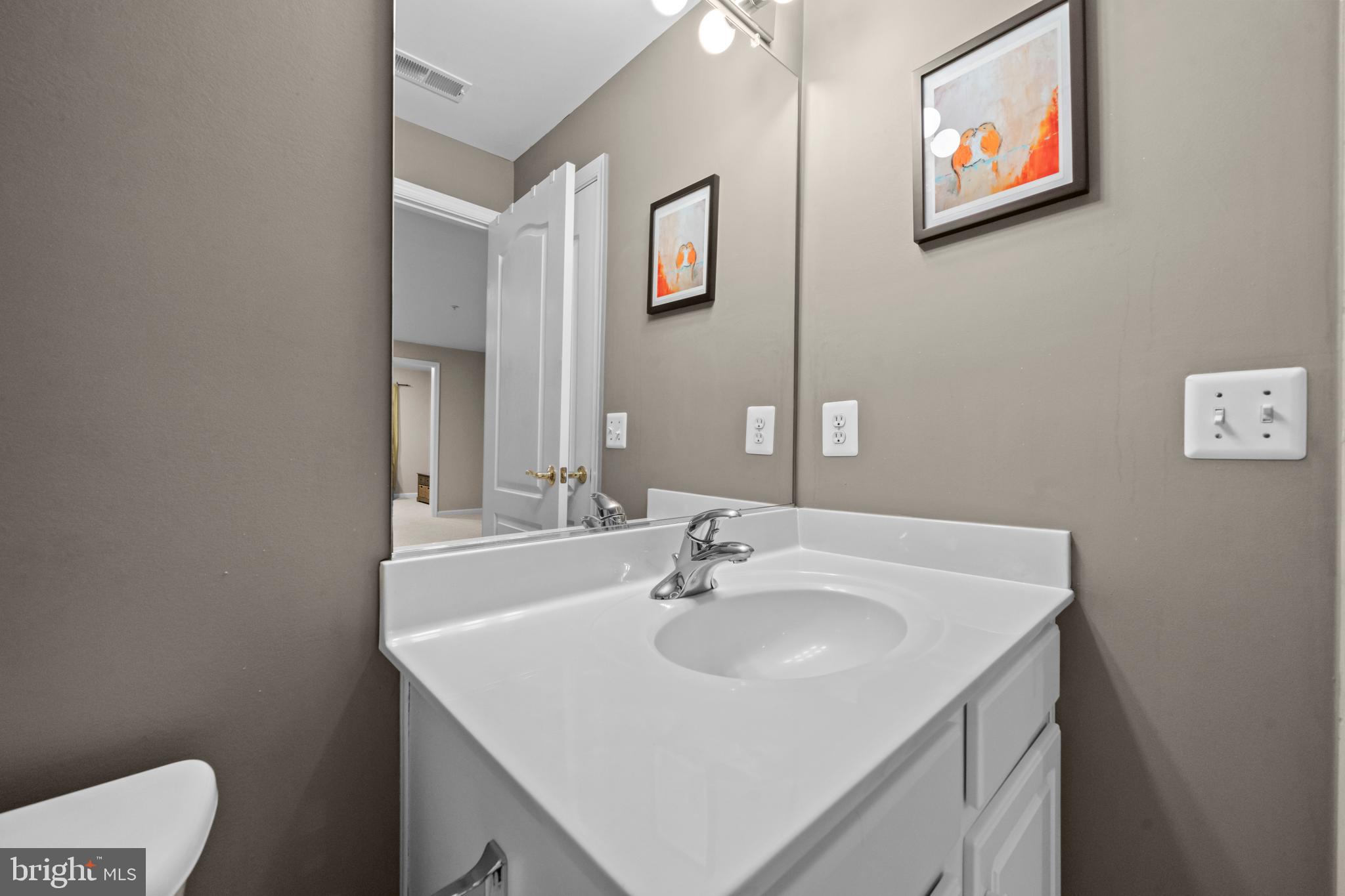 AUGUST WOODS - Residential