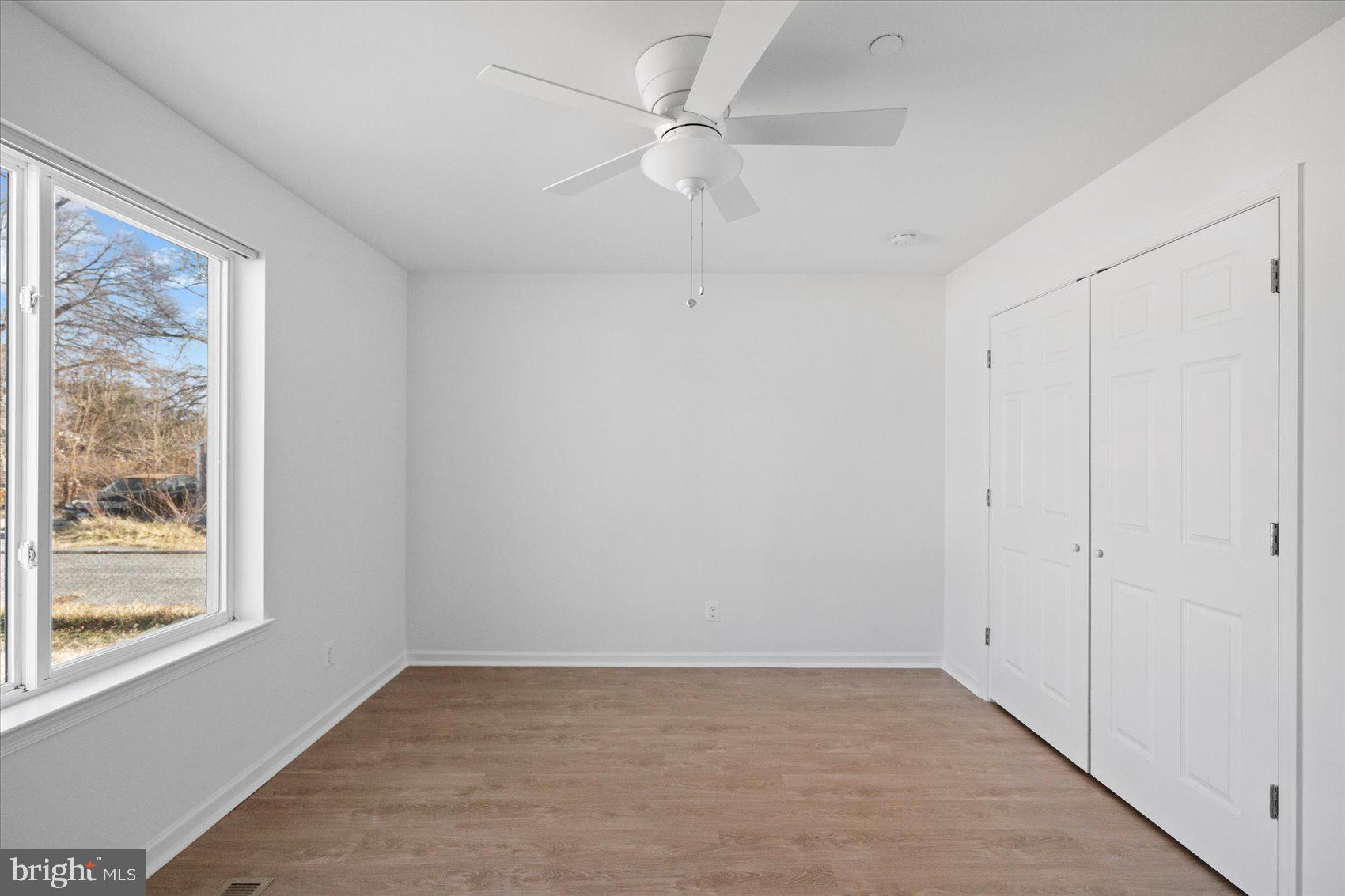 COUNTRY CLUB - Residential