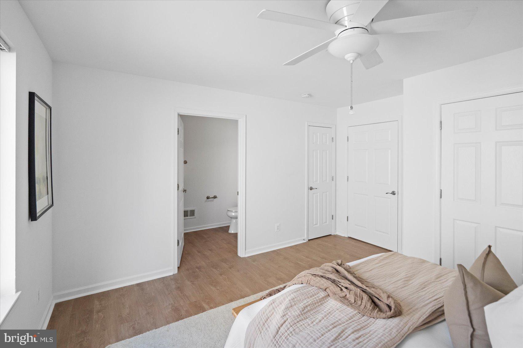 COUNTRY CLUB - Residential