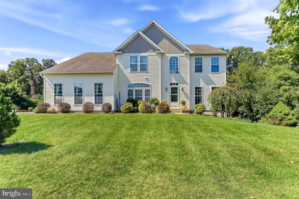 Photo of 930 Hillcrest Drive, KINZERS, PA 17535 (MLS # PALA2095216)