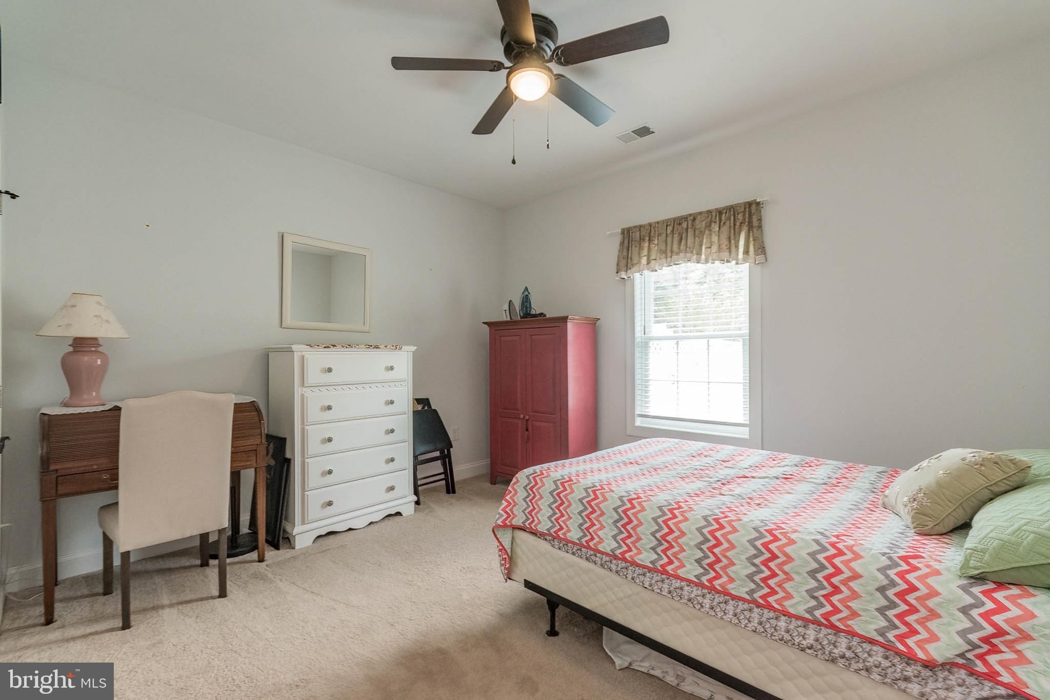 MAR WIN MANOR - Residential