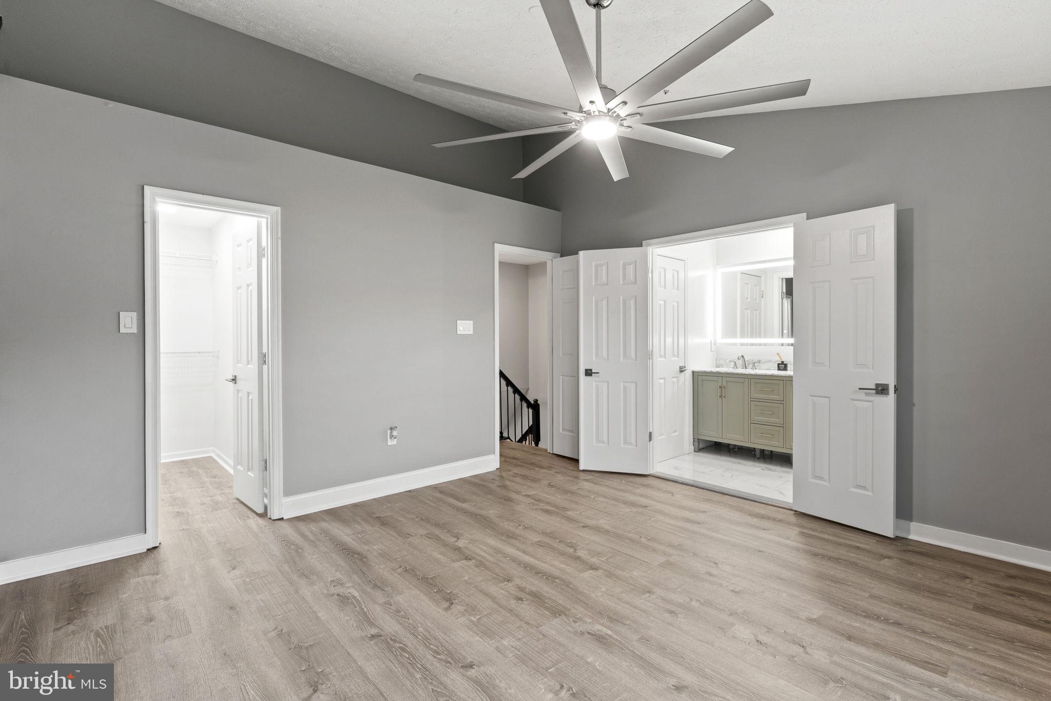 LAKEWOOD ESTATES - Residential Lease