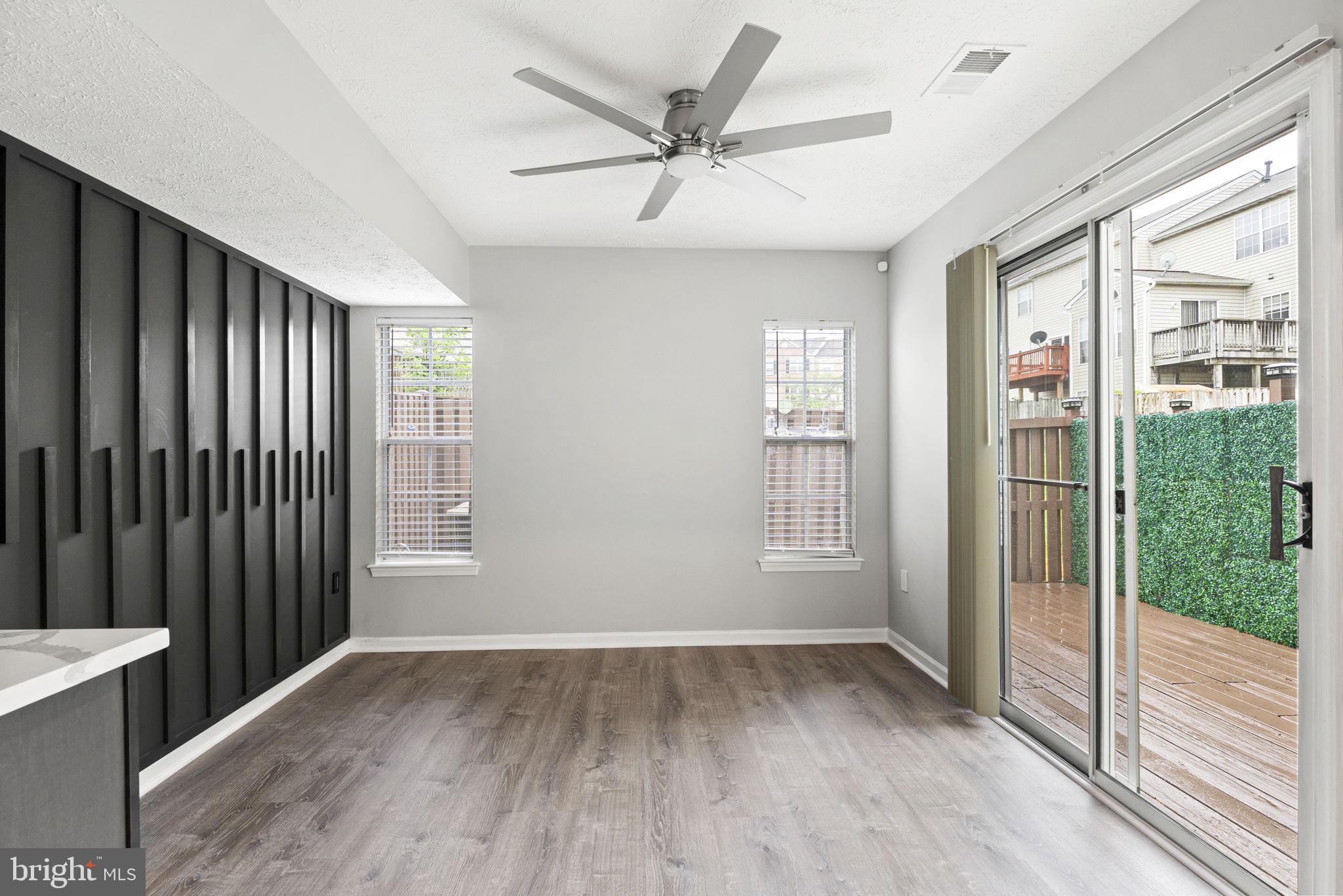 LAKEWOOD ESTATES - Residential Lease