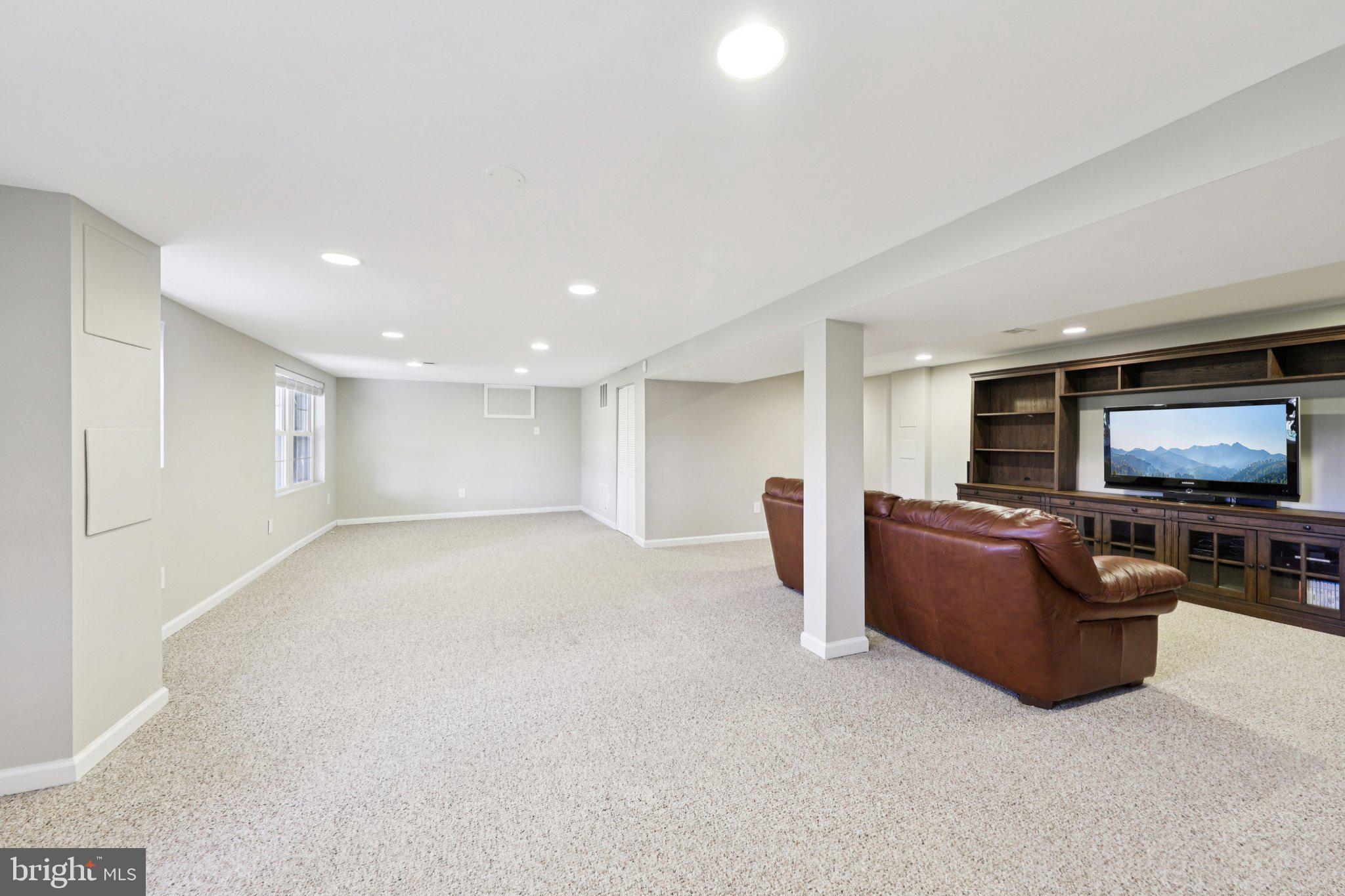 TAMARACK - Residential