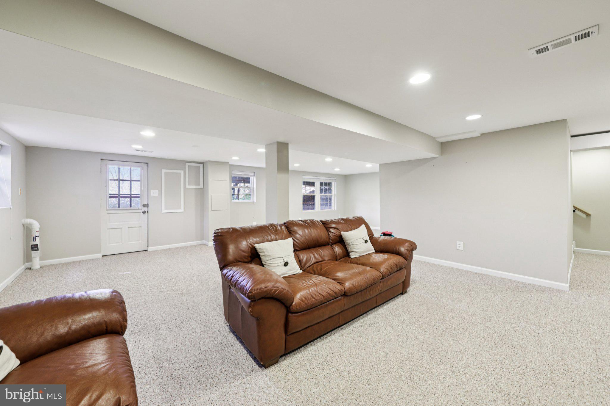 TAMARACK - Residential