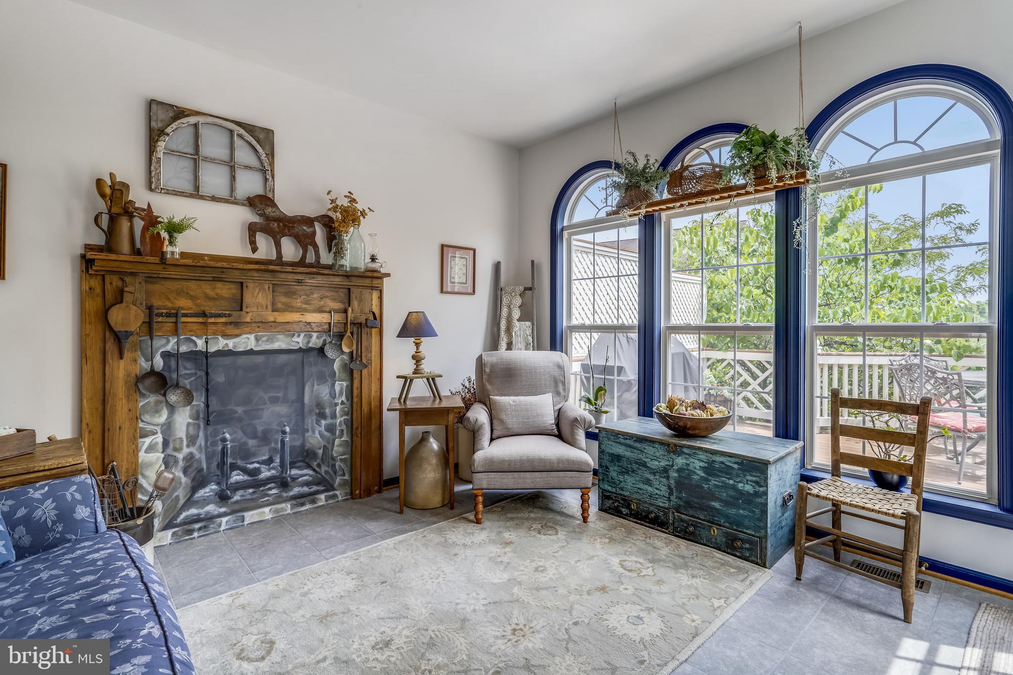 ASHBURN VILLAGE - Residential