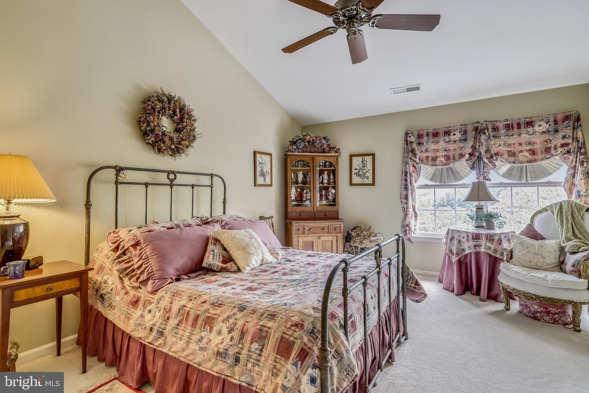 ASHBURN VILLAGE - Residential