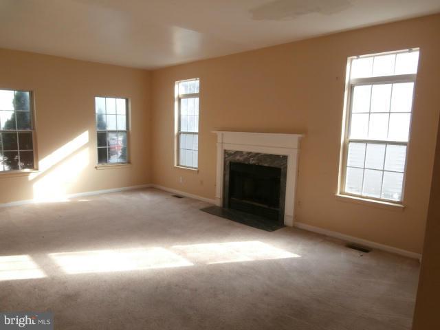 HADLEY FARMS - Residential