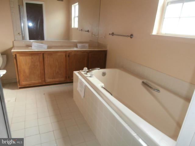 HADLEY FARMS - Residential