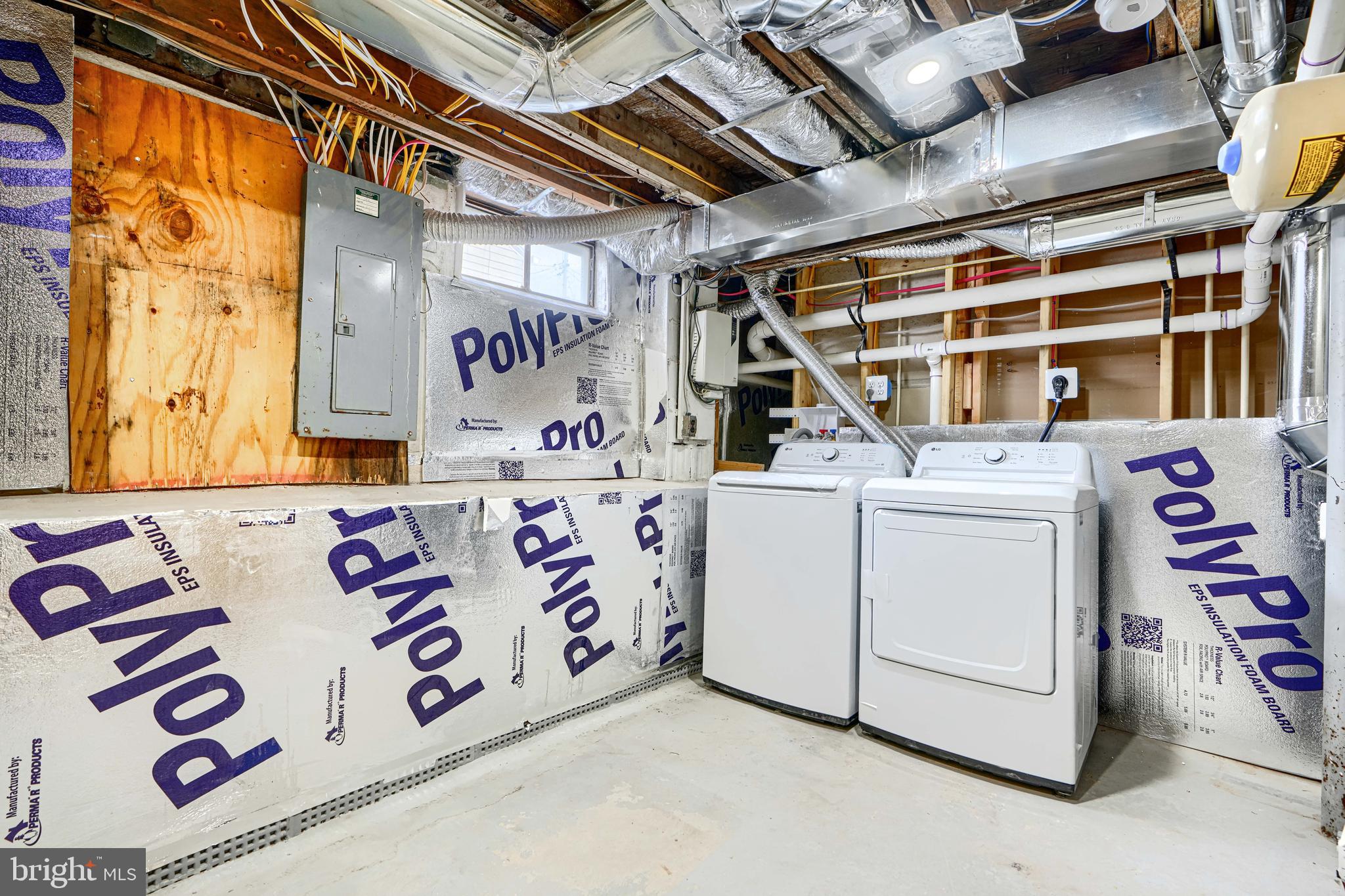 MARLYN TERRACE - Residential