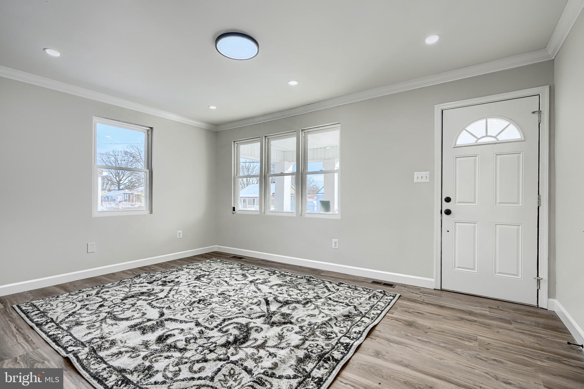 MARLYN TERRACE - Residential