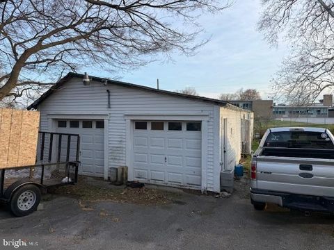 Photo of 226 E Winona Avenue, NORWOOD, PA 19074 (MLS # PADE2111912)